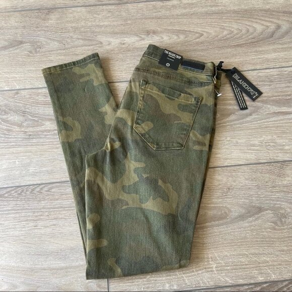 NWT BlankNYC  The Reade Crop Camouflage Skinny Jean - Picture 13 of 13